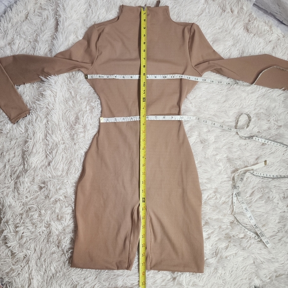 SKIMS All-In-One Long Sleeve Mid Thigh Onesie in Sienna/XS/NWT - Picture 5 of 10